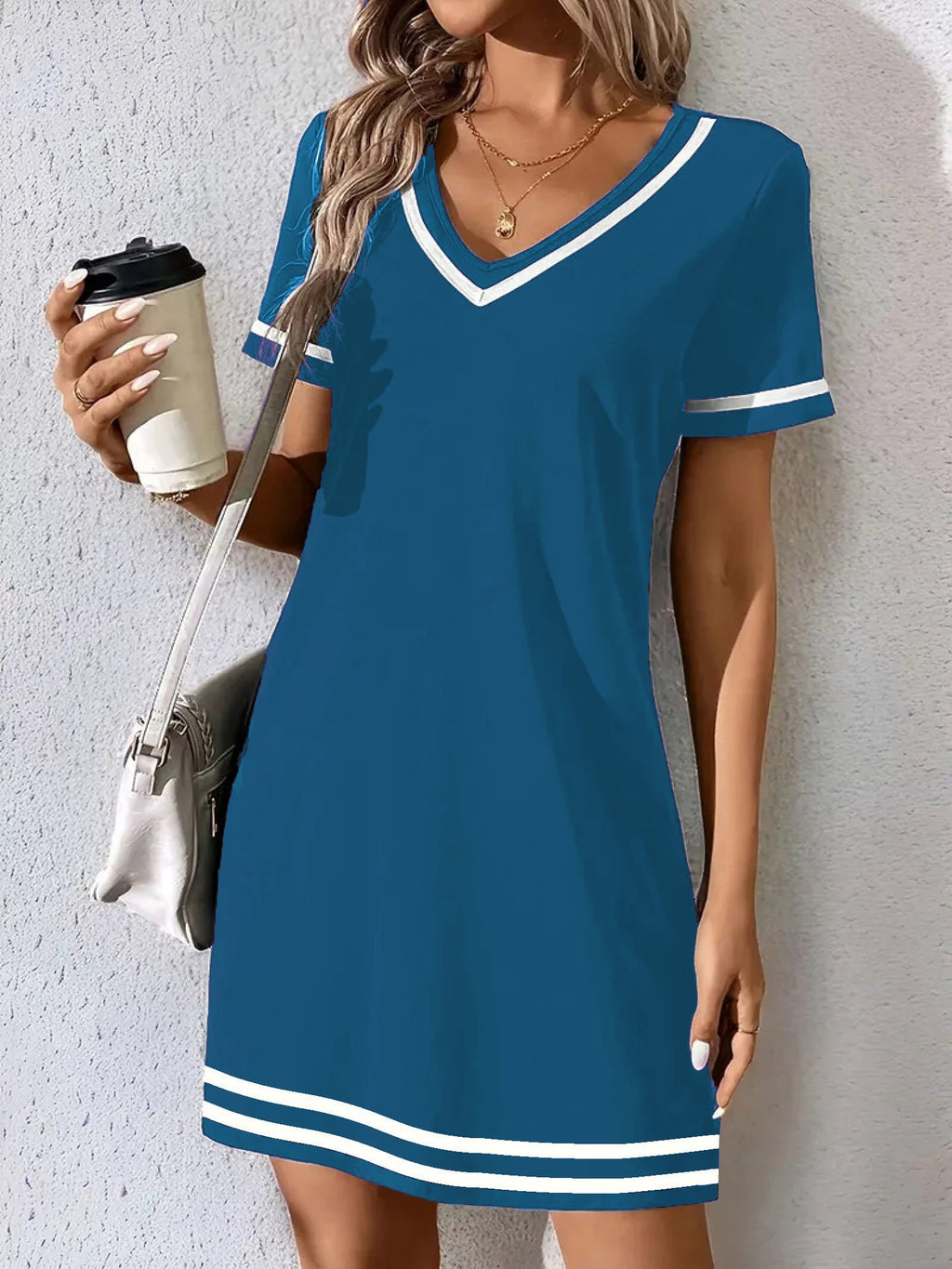 Women's Contrast-Color V-Neck A-Line Dress – Short Sleeve, Elegant, Mid-Rise.